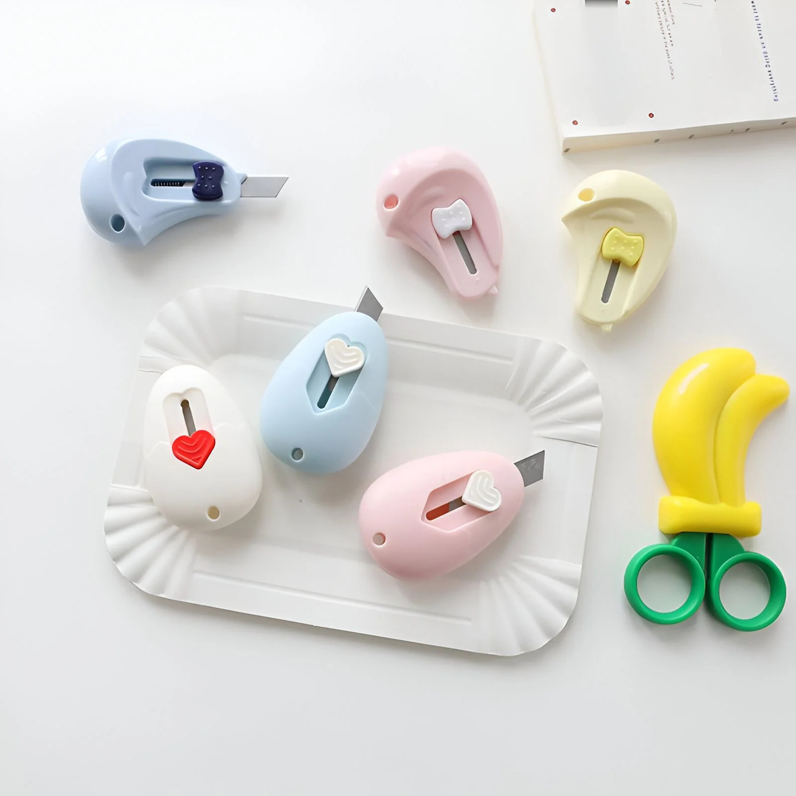 Cute Mini Utility Knife with Snap-Off Blades and Keychain Hole