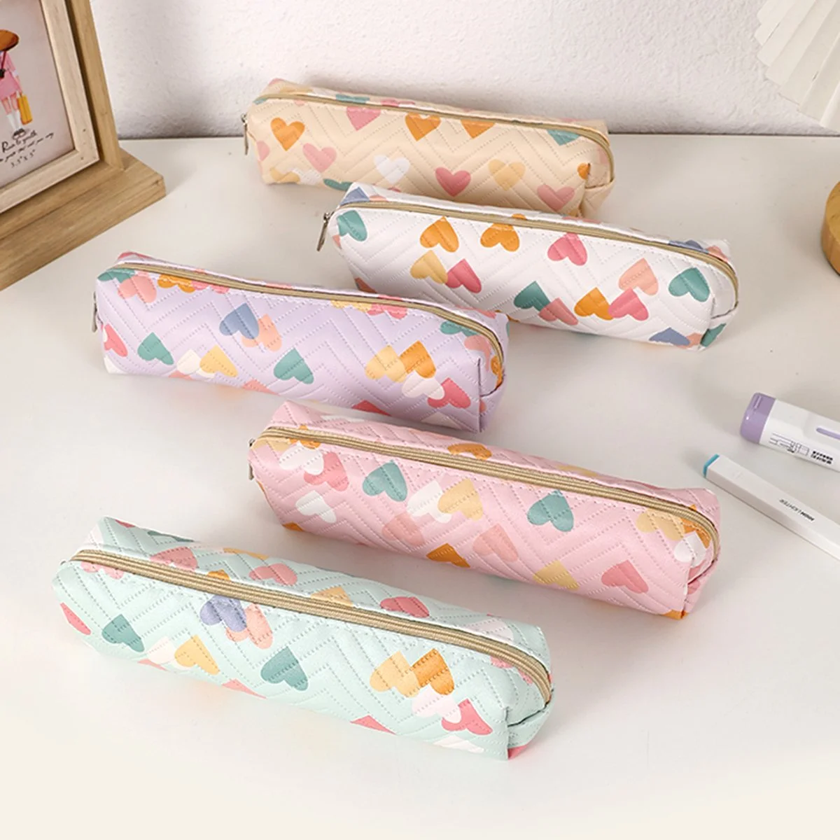 Heart Pattern Waterproof PU Pencil Case - Stylish School & Office Organizer