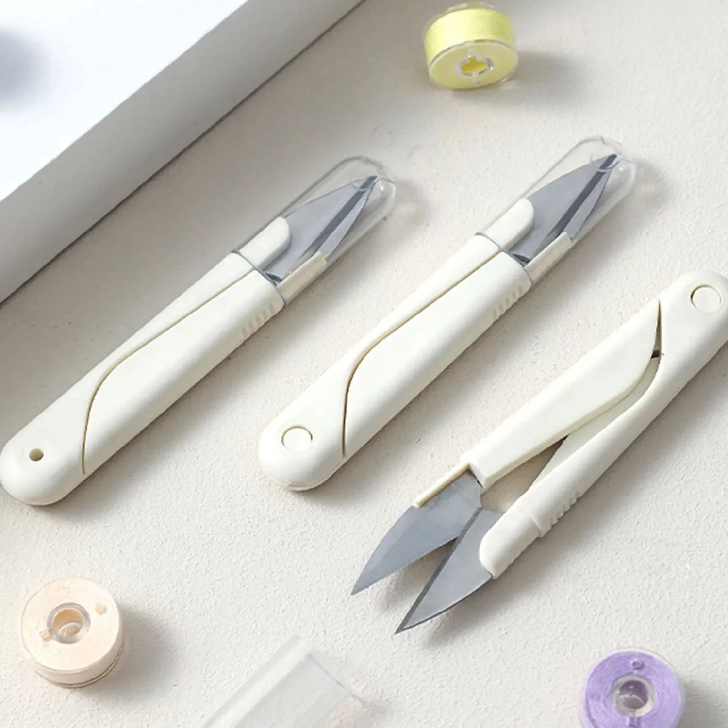 U-Shaped Needlework Scissors with Plastic Handle for Tailor, Sewing, and DIY Craft