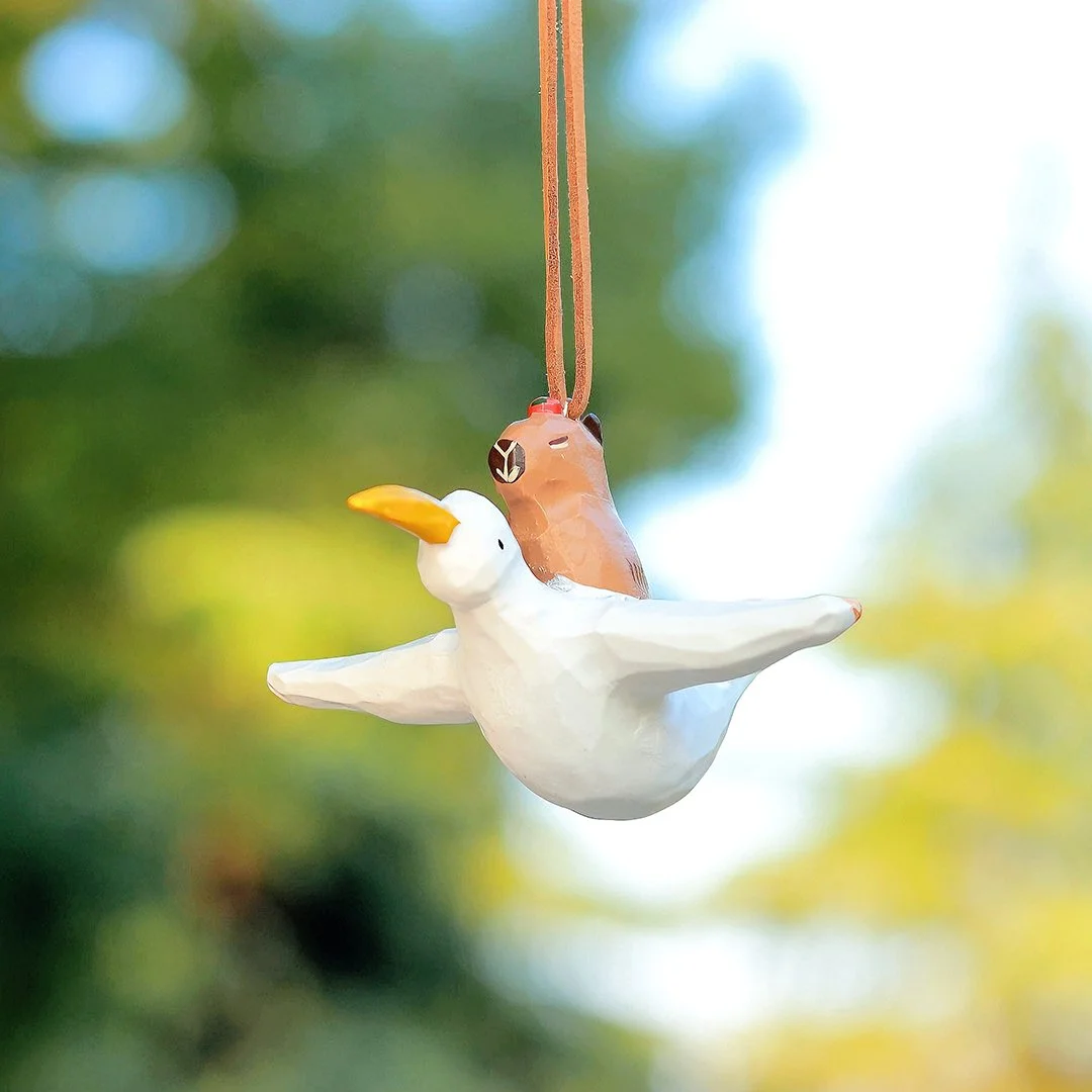Cute Capybara Rearview Mirror Pendant – Fun Car Decoration & Gift