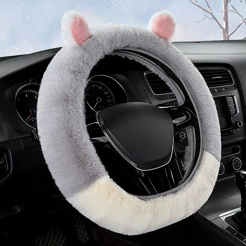 Two-Tone Plush Rabbit Steering Wheel Cover – Cute Winter Non-Slip Design