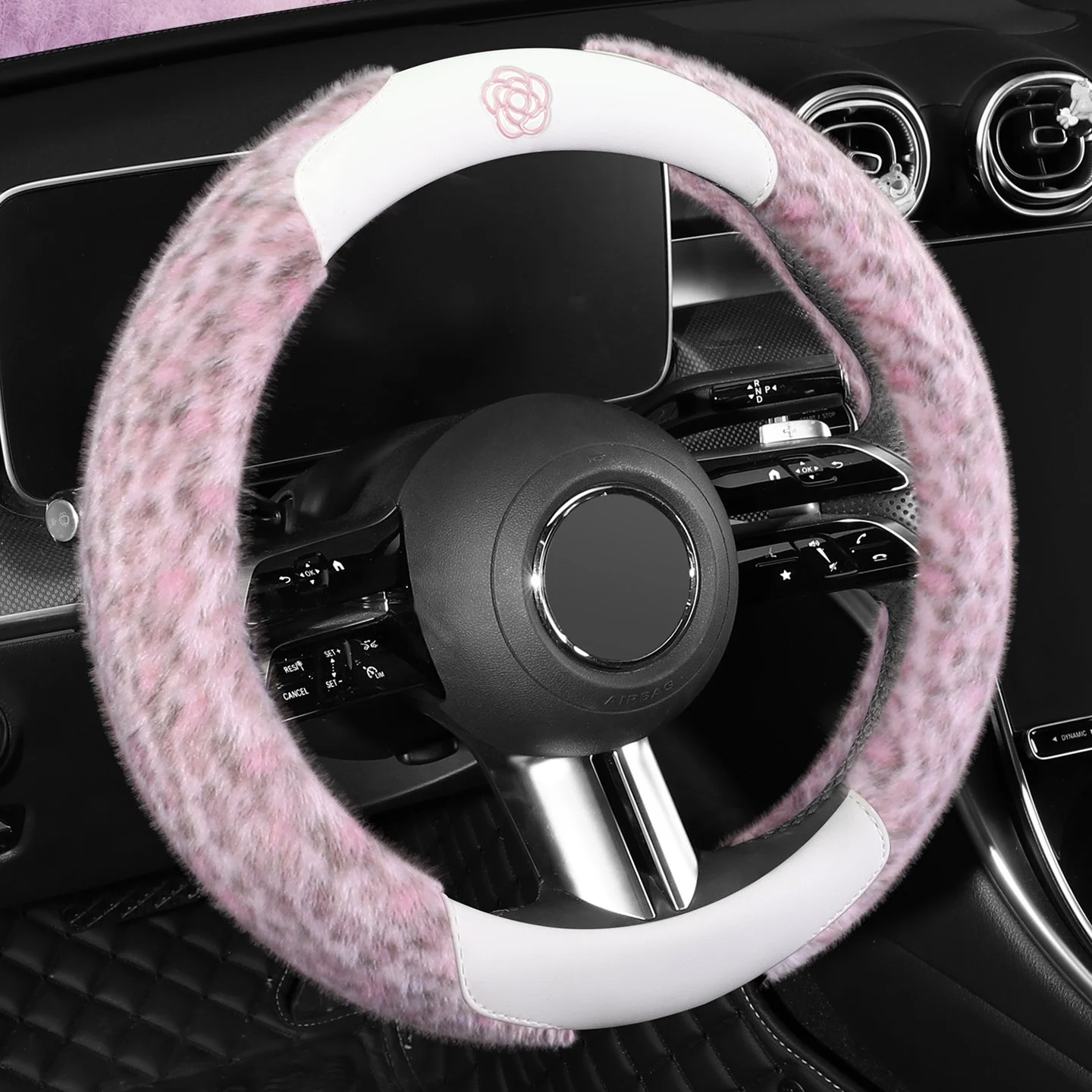 Leopard Plush Steering Wheel Cover – Soft Non-Slip Winter Grip 15 in