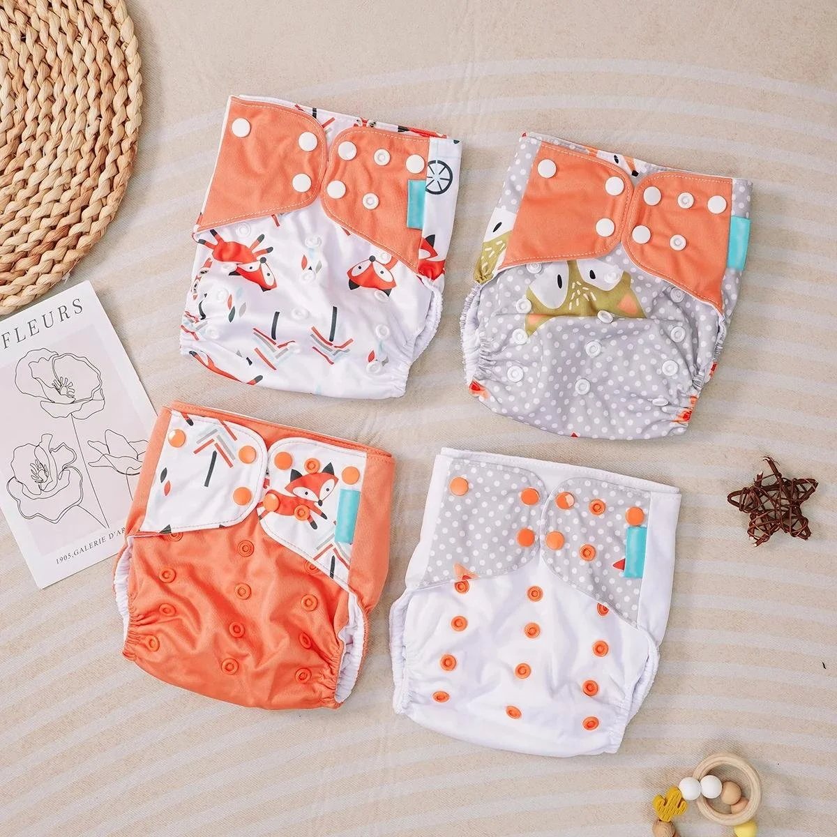4pcs Reusable Suede Cloth Baby Diaper Set