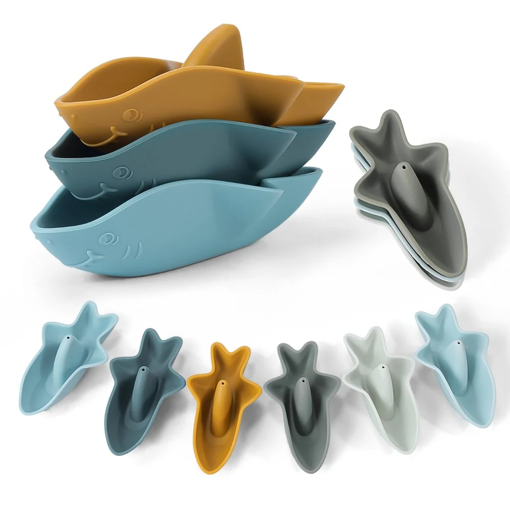 3-Piece Baby Bath Toy Set – Cute Boat & Shark Bathing Toys for Infants (0-24 Months)