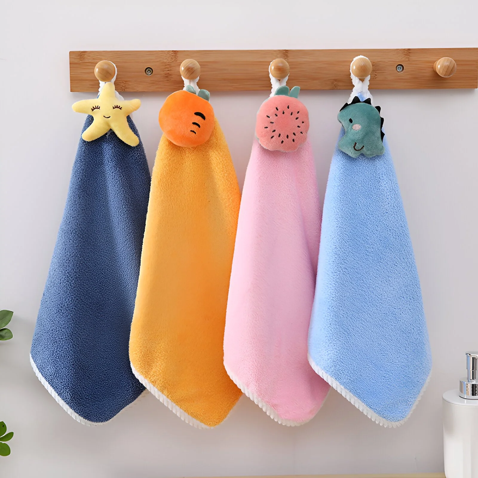 4pcs Cute Cartoon Coral Fleece Hanging Hand Towels for Bathroom & Kitchen