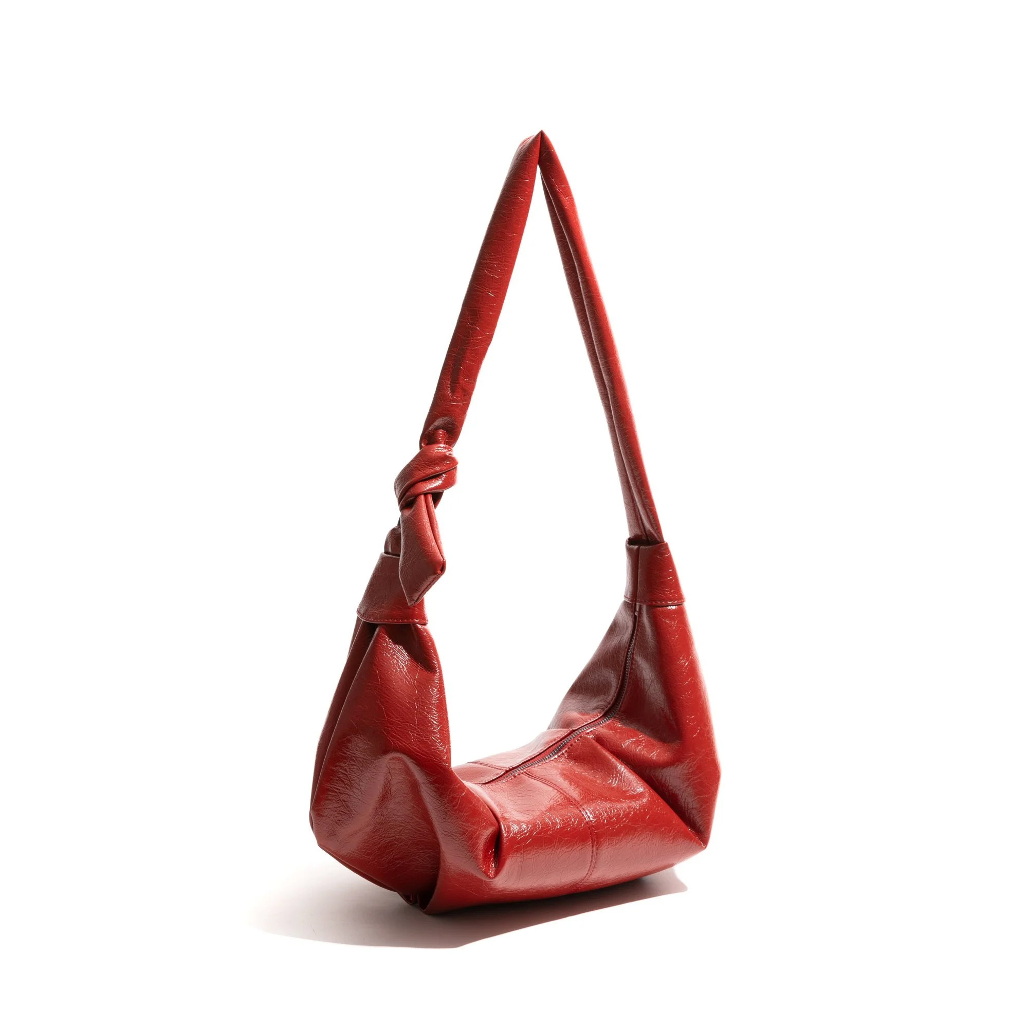 Elegant Oil Wax Leather Dumpling Shoulder Bag – Simple & Stylish Crossbody