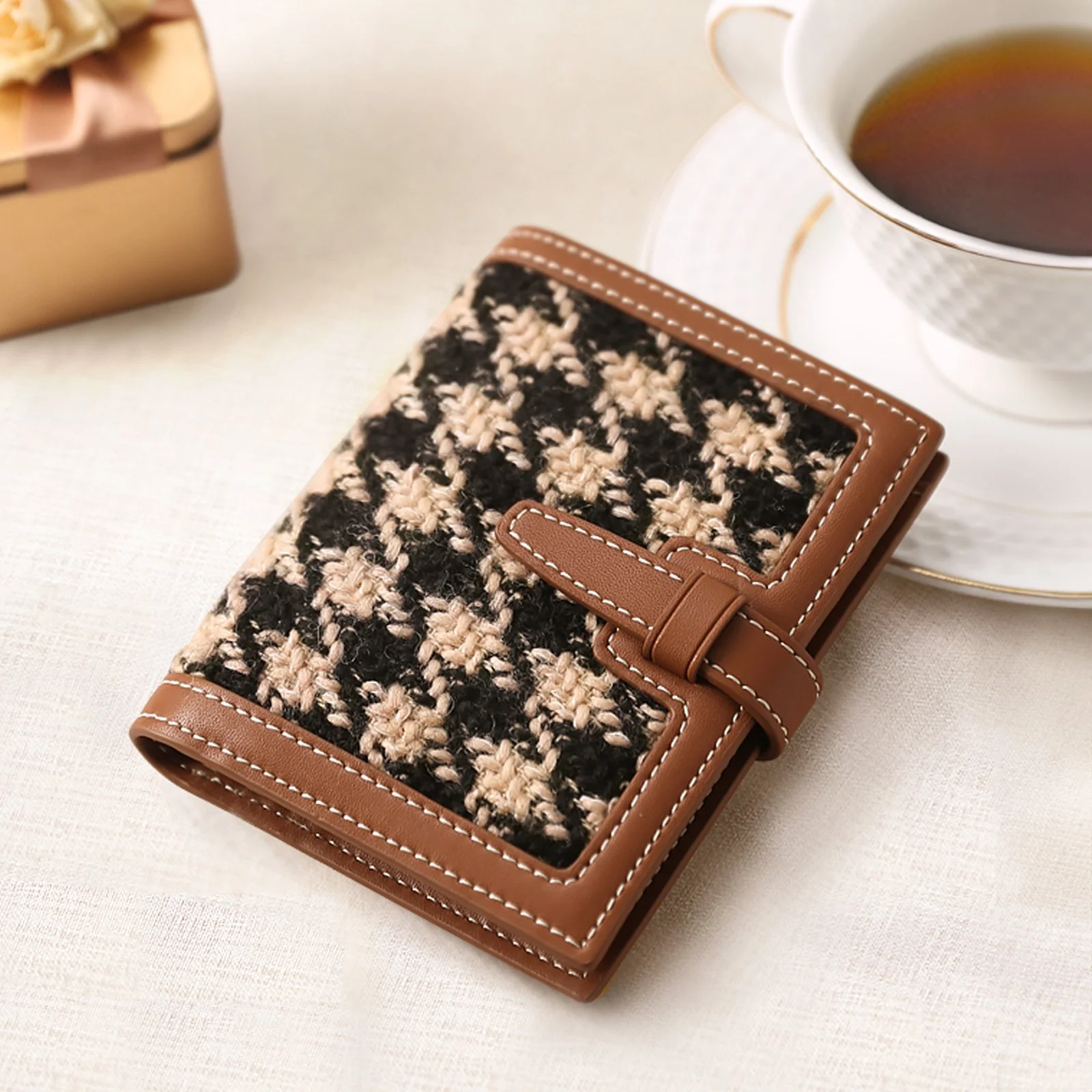 Elegant Women's Cardholder