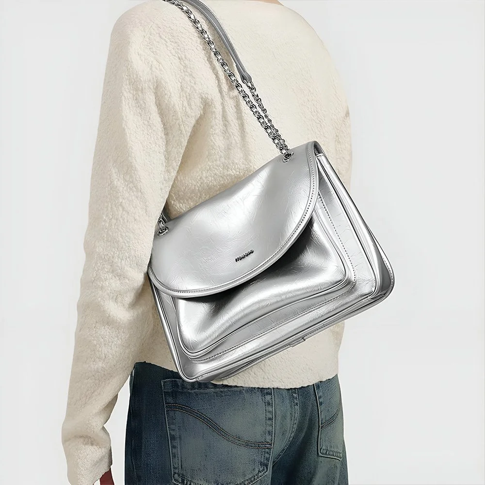 Elegant Women's Large Leather Tote Bag with Chain Strap
