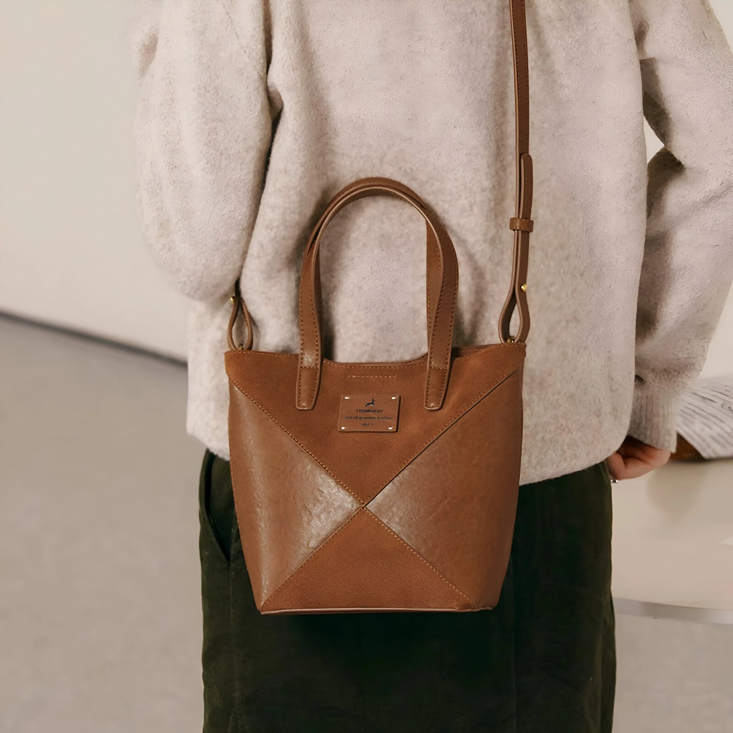 Large Capacity Brown Tote Bag – Suede & Leather Shoulder Handbag for Women