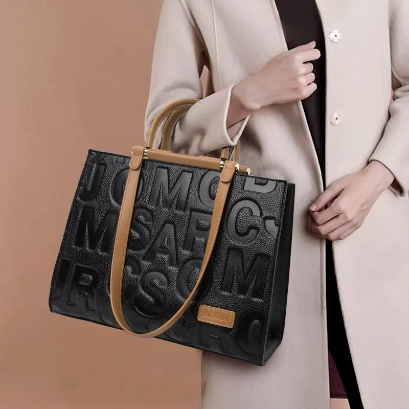 Advanced Cowhide Commuter Shoulder Bag