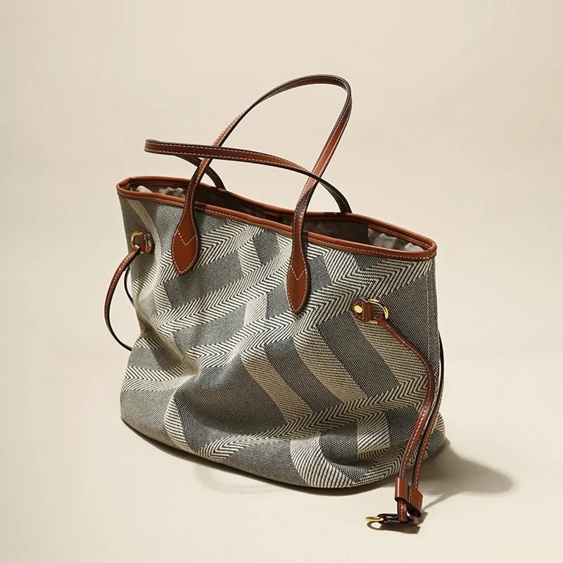 Elegant Women's Canvas Beach Tote Bag – Durable Shoulder Handbag for Everyday Use