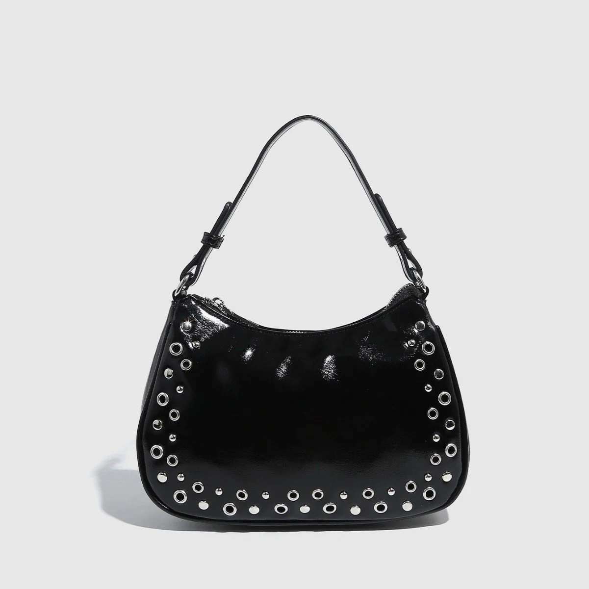 Women’s Rivet PU Leather Bucket Shoulder Bag – Y2K Retro Large Capacity Handbag