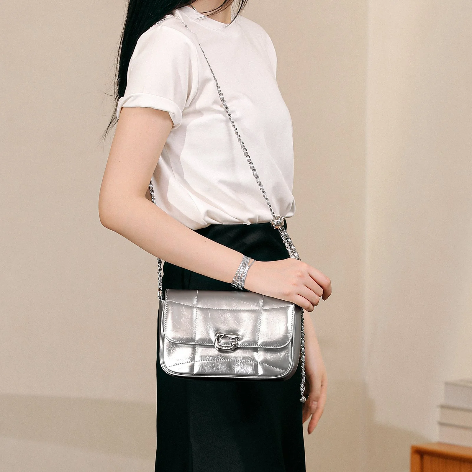 Luxury Silver Chain Shoulder Bag – Cowhide Leather, Crossbody Style