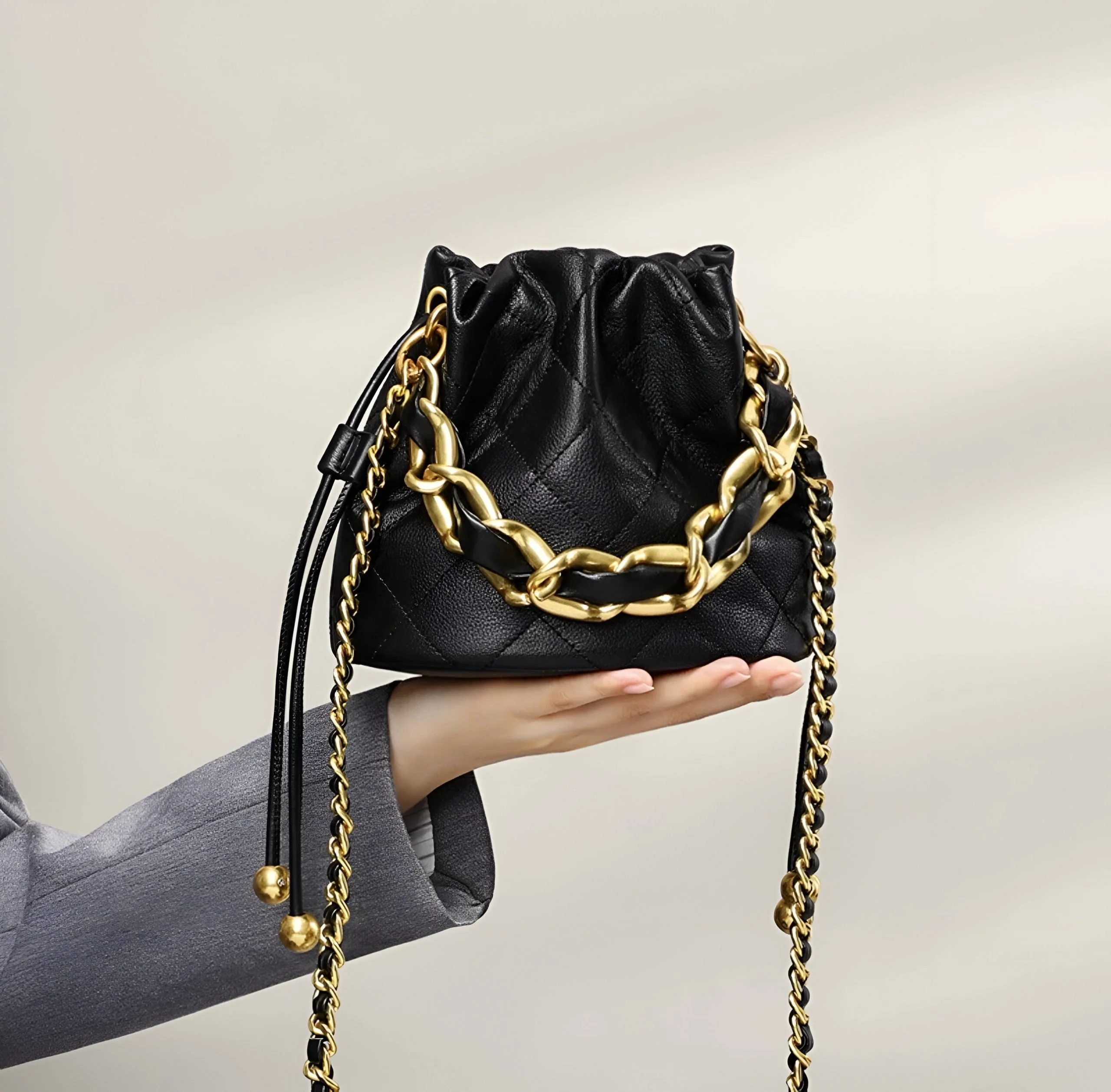 Genuine Leather Quilted Bucket Bag – Chain Strap Fashion Crossbody Purse