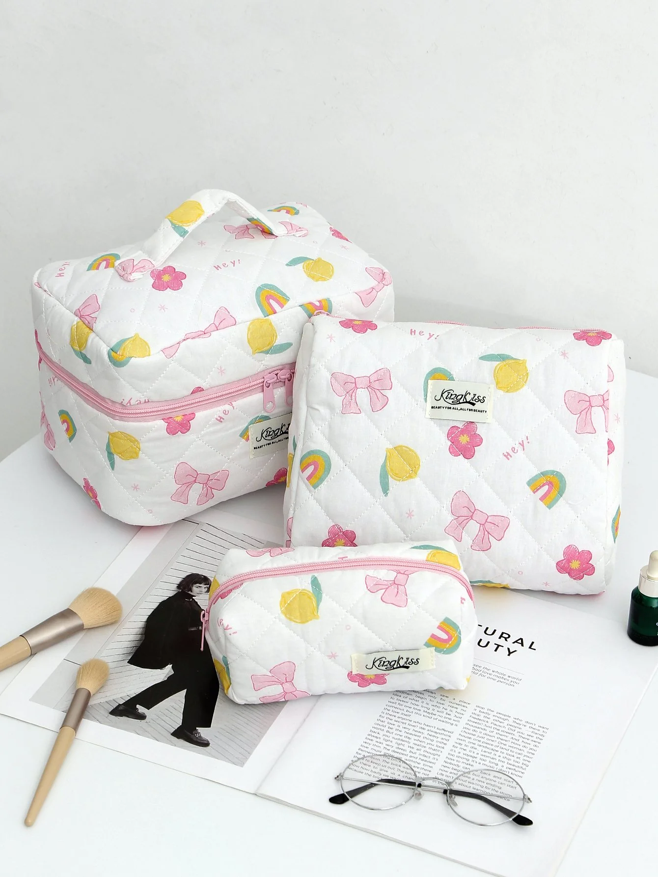 Rainbow Bow Quilted Makeup Bag – Large, Portable & Stylish Cosmetic Case