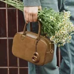 Classic Retro Leather Shoulder Bag for Women – Stylish Crossbody Tote