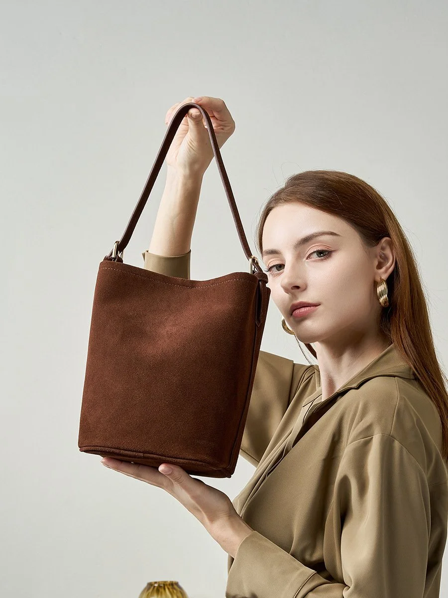 Large Capacity Bucket Bag - Stylish Single Shoulder Crossbody Bag