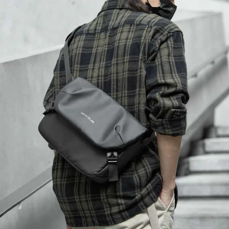 Lightweight Anti-Theft Crossbody Bag for Men - Stylish and Functional