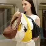 Soft Leather Dumpling Crossbody Bag – Large Capacity Minimalist Shoulder Bag