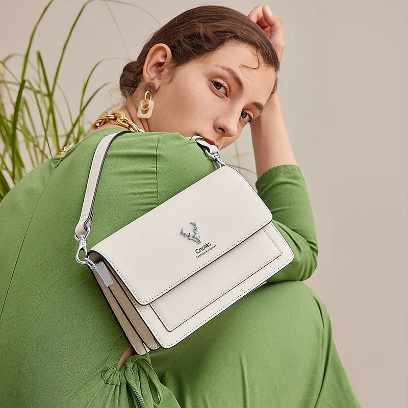 Chic Small Square Leather Shoulder Bag - Stylish Crossbody Clutch