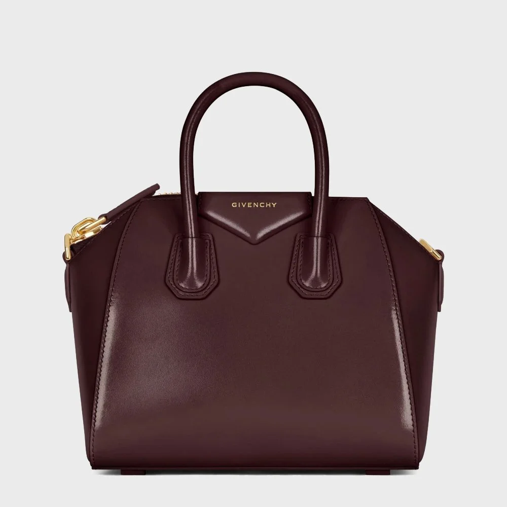 Givenchy Antigona Mini Leather Handbag – Geometric Elegance in Glossy Finish