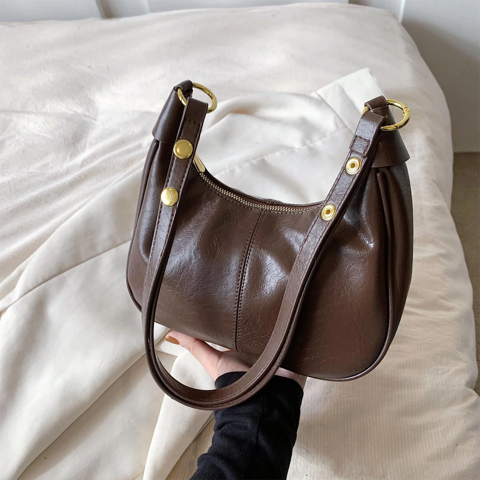 Trendy Underarm Shoulder Bag - Fashionable Crossbody Purse for Women