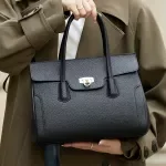 Luxurious Women’s Leather Crossbody Messenger Bag – Handmade Shoulder Bag