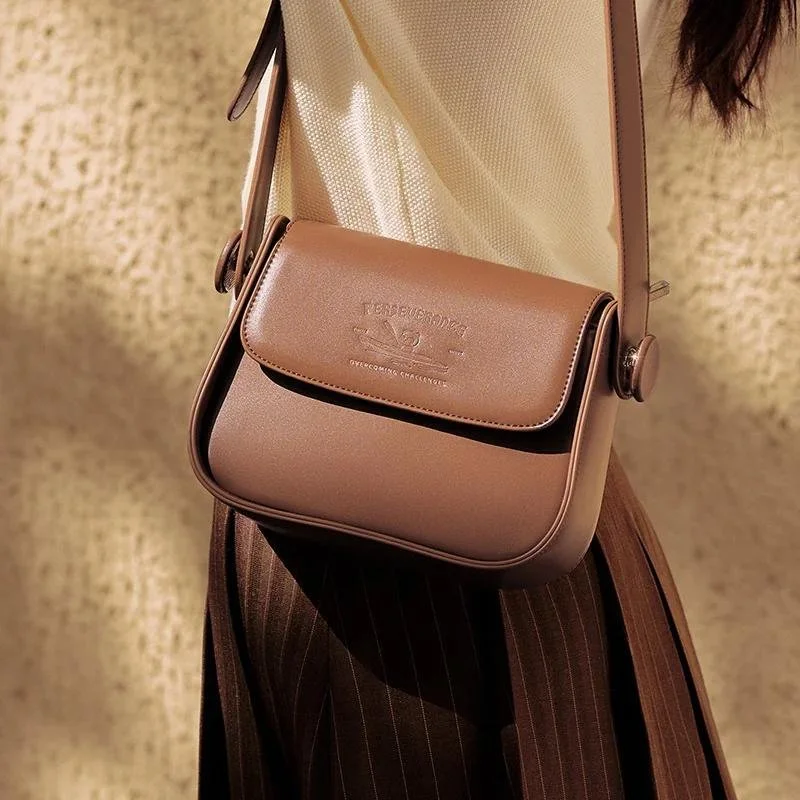 Saddle Crossbody Bag – Simple Solid Color Shoulder Handbag