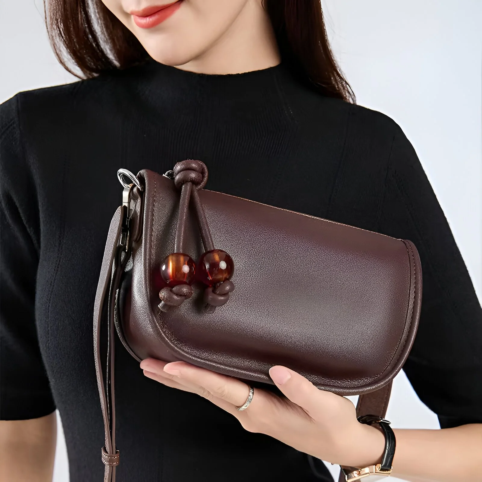 Women's Natural Cowhide Retro Shoulder & Crossbody Bag - Casual Leather Handbag