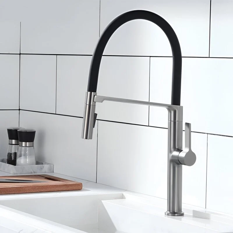 Luxury Gun Gray Magnetic Kitchen Faucet with Single Handle Dual Control
