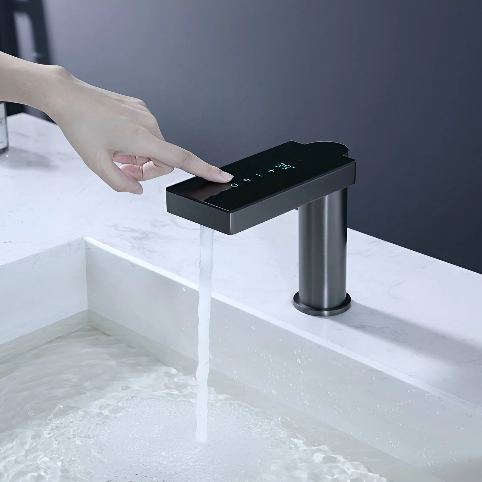 Smart Touch Sensor Bathroom Faucet with Digital Temperature Display (5.39 × 4.53 in)