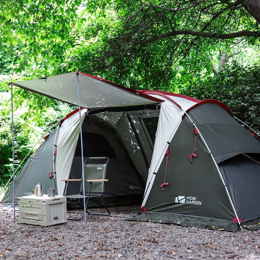Spacious 4-Person Tunnel Tent with Two Bedrooms and Sunshade