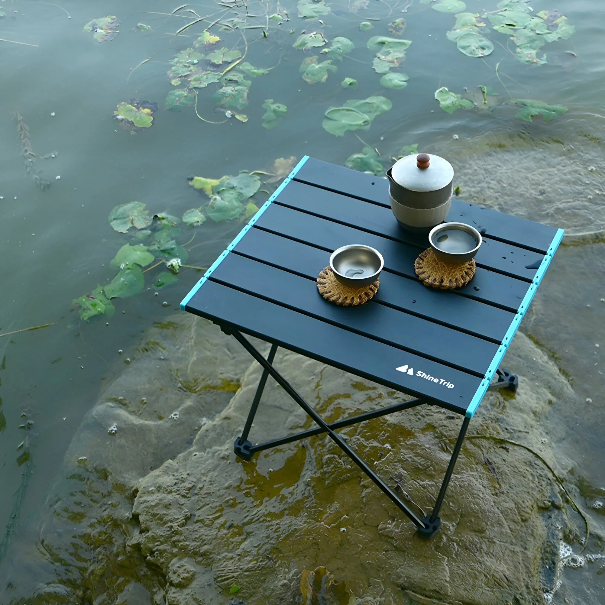 Ultralight Folding Camping Table – Portable Aluminum Outdoor Desk for Hiking & Beach
