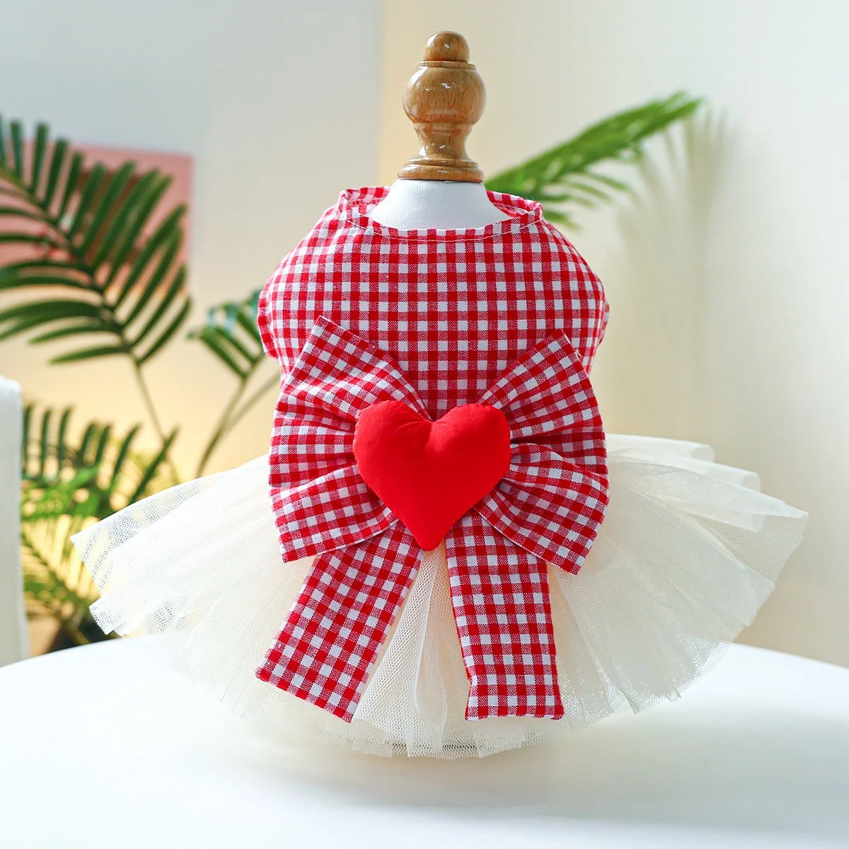 Red Plaid Princess Dress for Dogs with Bow – Spring Summer Pet Tulle Skirt