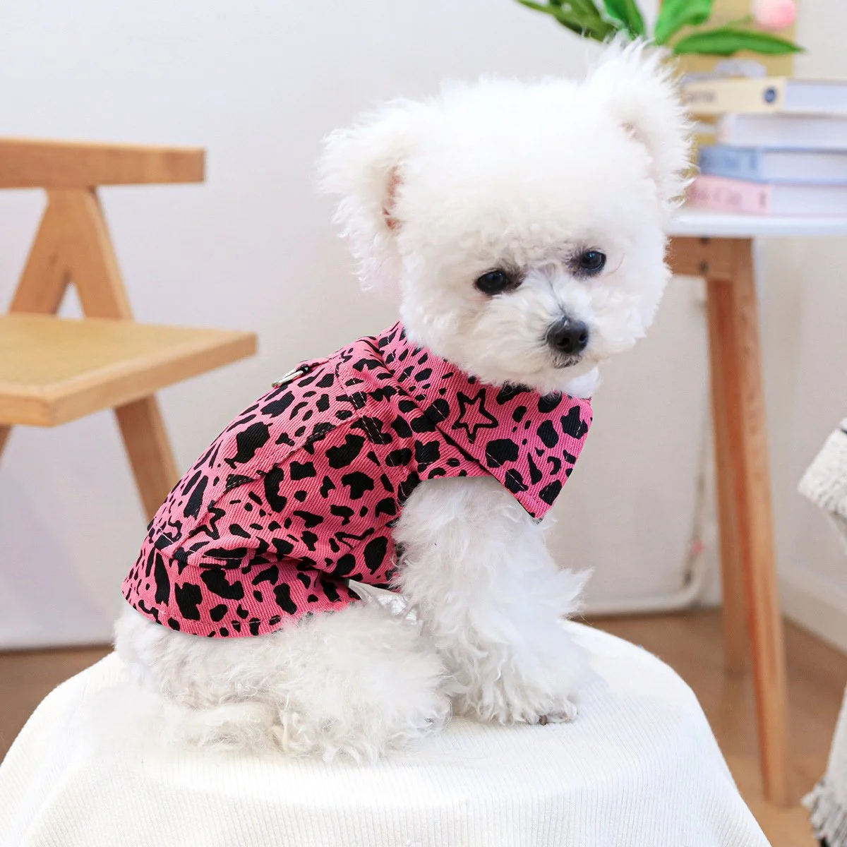 Pink Leopard Print Denim Vest for Small Dogs & Cats – Stylish Pet Outfit