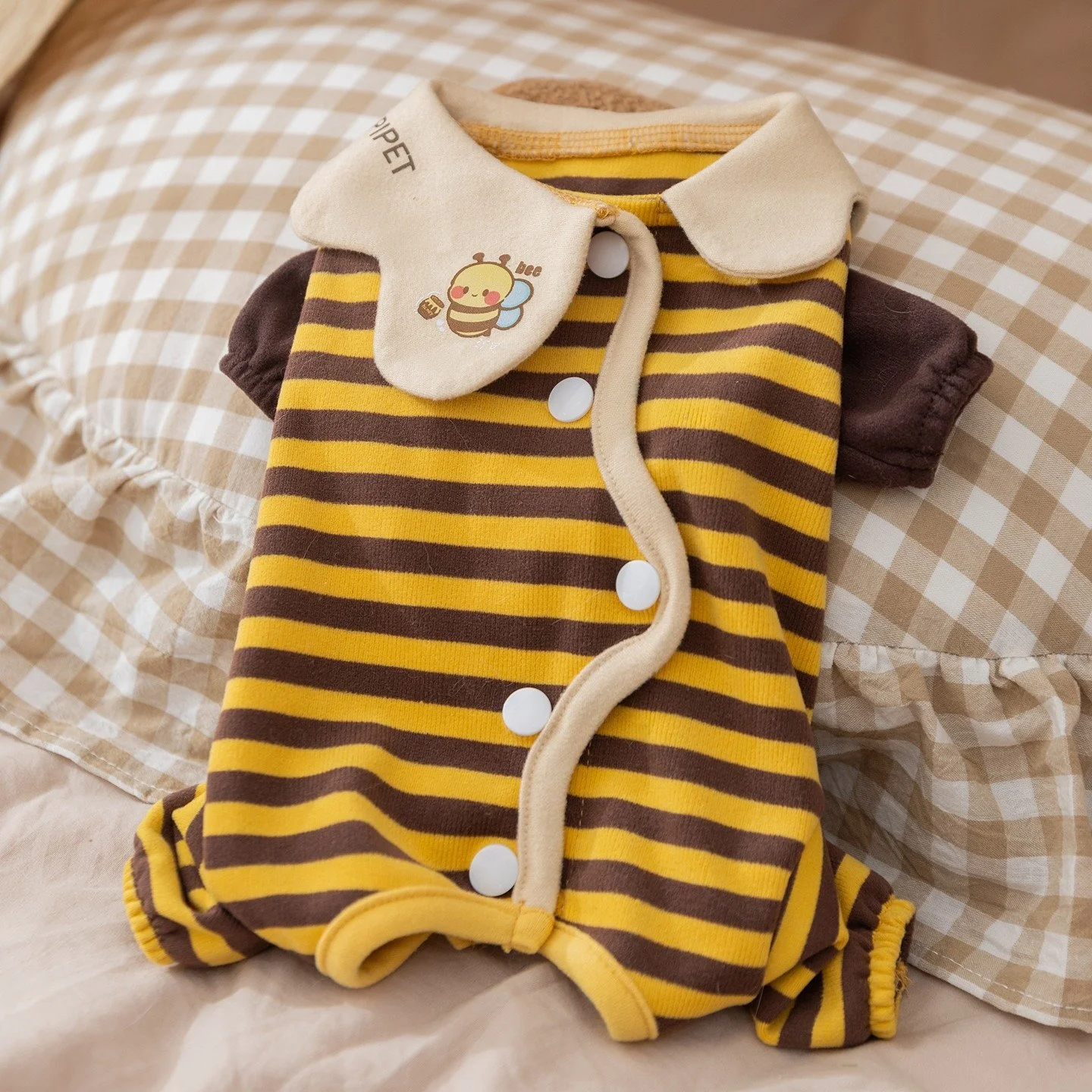 Cozy Bee Pattern Pet Romper – Warm Four-Legged Dog Jumpsuit