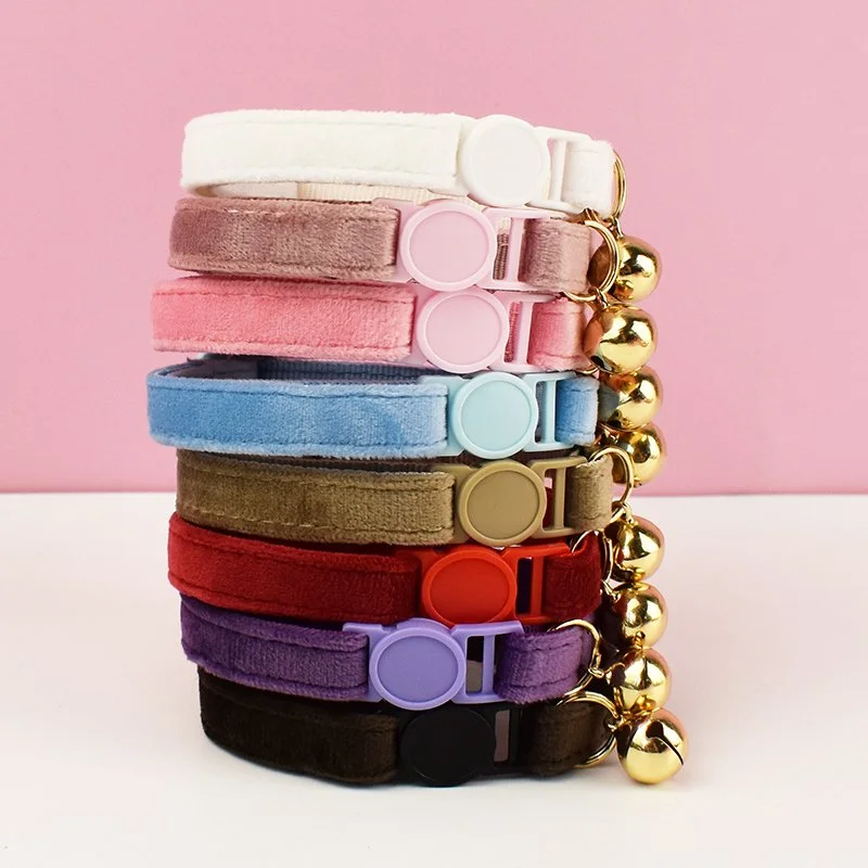 Adjustable Velvet Cat Collar with Bowknot and Bell – Safety & Style