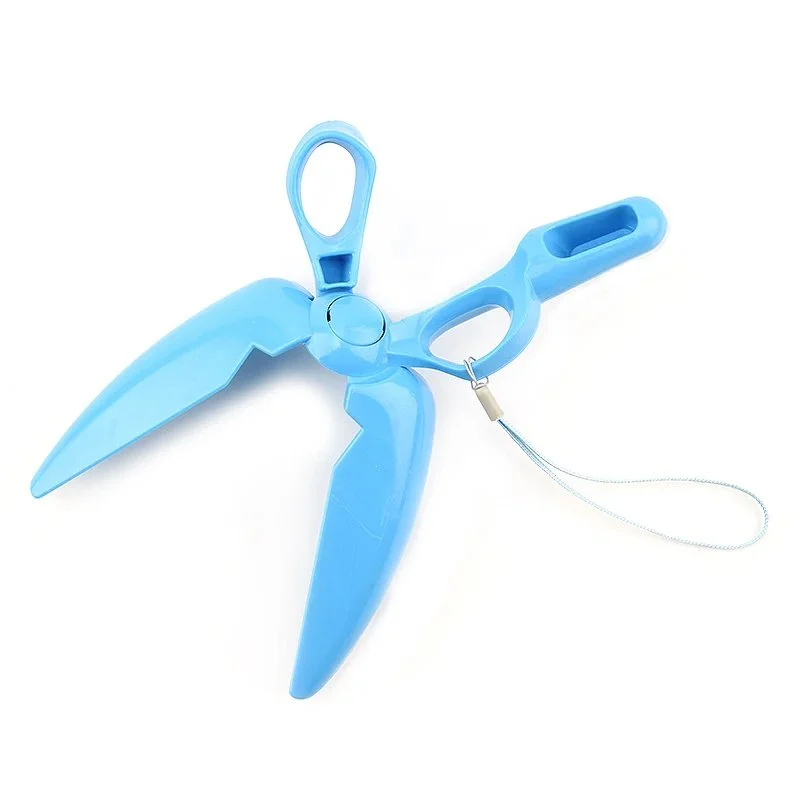 Portable Outdoor Scissor-Style Pet Pooper Scooper – Easy Waste Cleanup