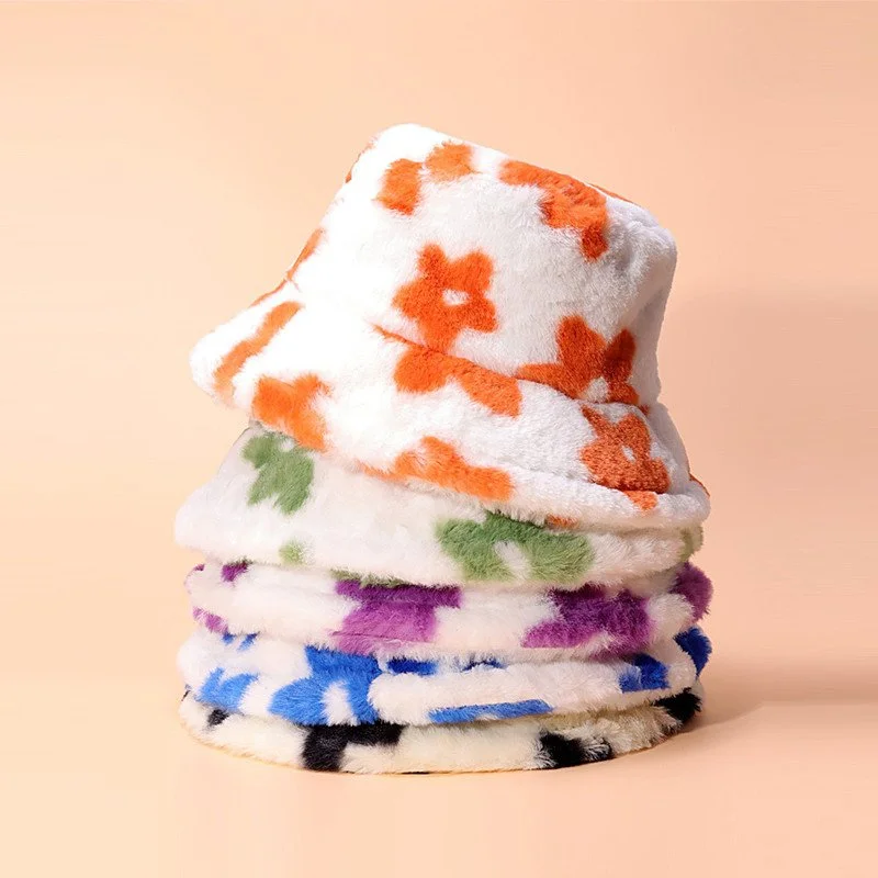 Women’s Warm Cow Print Plush Bucket Hat