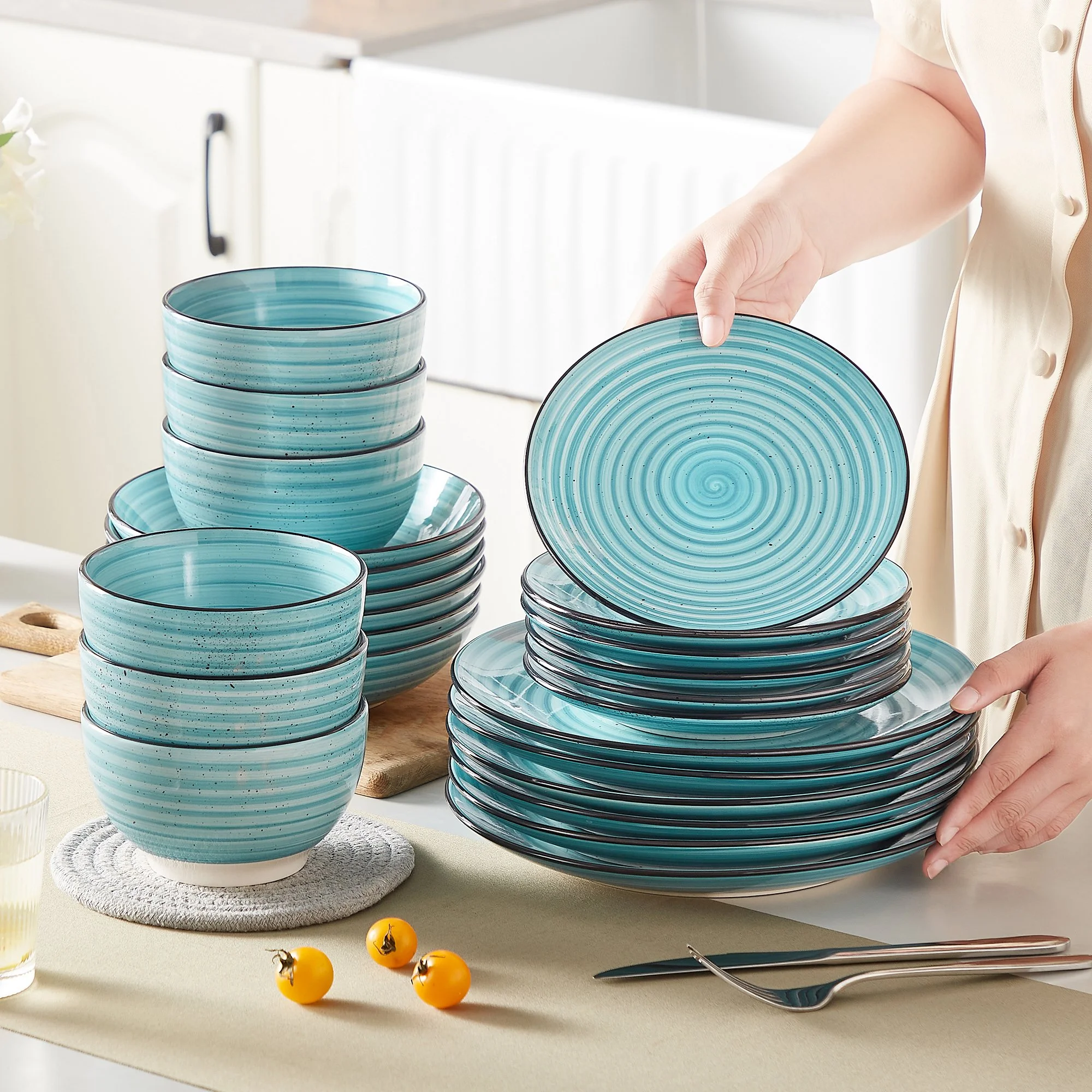 24-Piece Blue Spiral Dinnerware Set